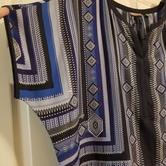 Roz & Ali Blouse - Picture 3 of 5